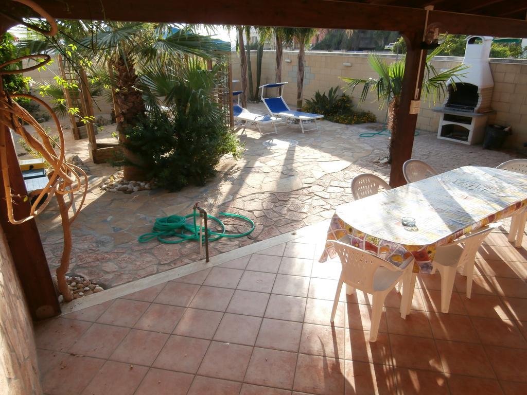 Villa Grandioso Sant Isidoro  Exterior photo